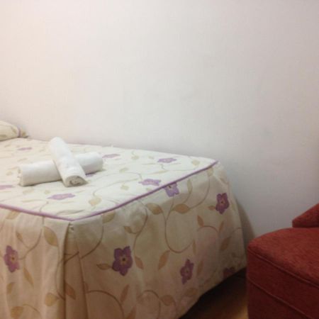 Hostal Nersan2 Madrid Ngoại thất bức ảnh