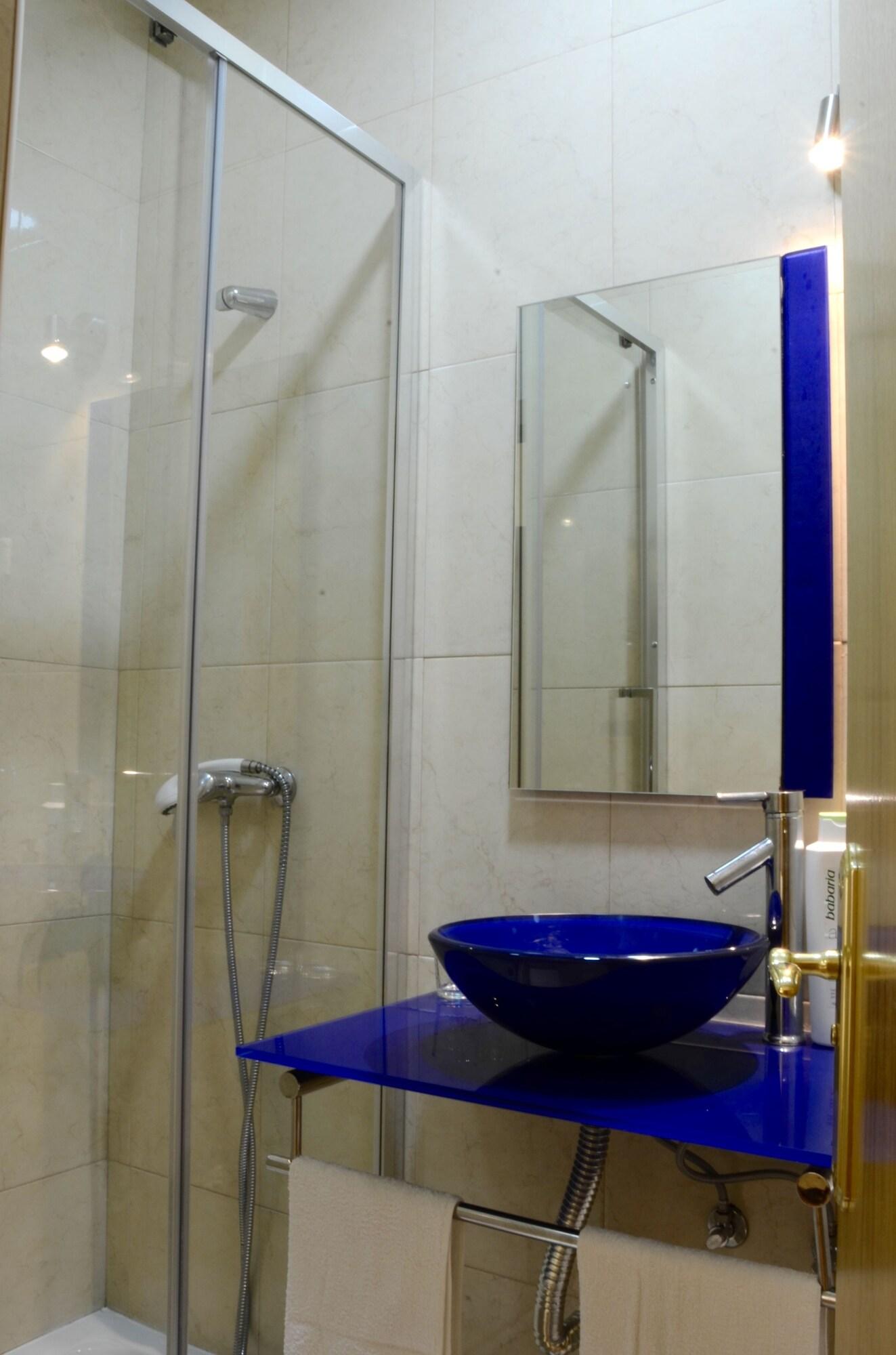 Hostal Nersan2 Madrid Ngoại thất bức ảnh