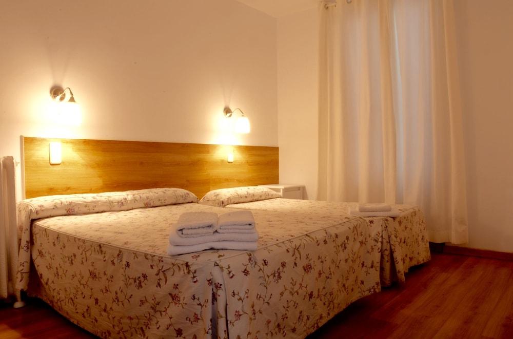Hostal Nersan2 Madrid Ngoại thất bức ảnh