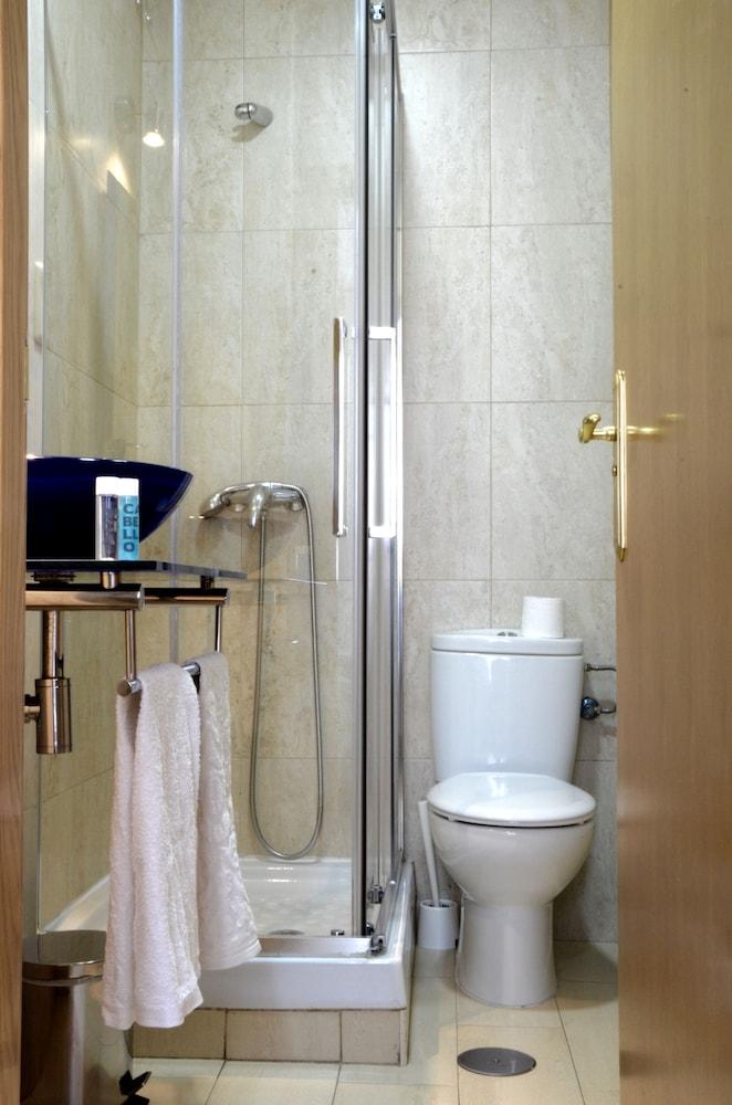 Hostal Nersan2 Madrid Ngoại thất bức ảnh