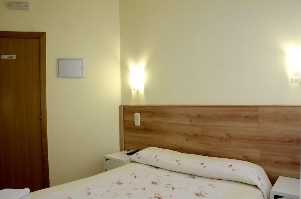 Hostal Nersan2 Madrid Ngoại thất bức ảnh