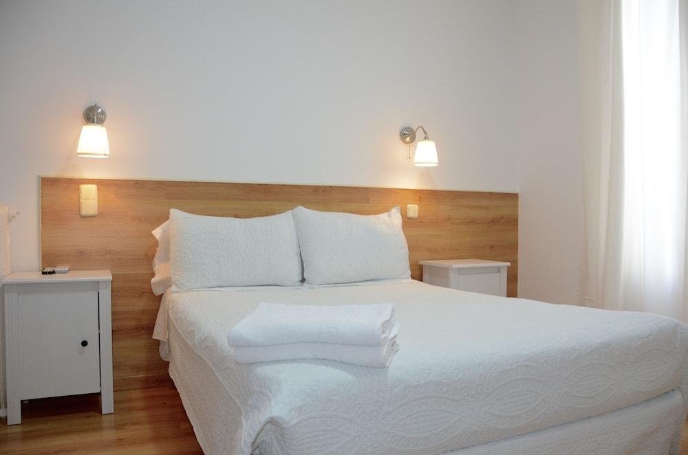 Hostal Nersan2 Madrid Ngoại thất bức ảnh