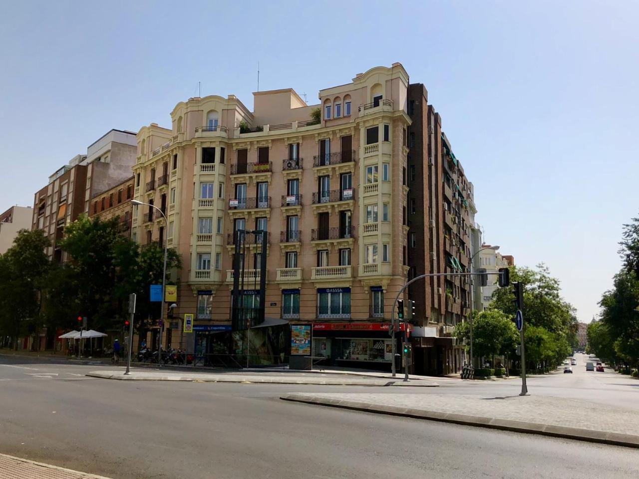 Hostal Nersan2 Madrid Ngoại thất bức ảnh
